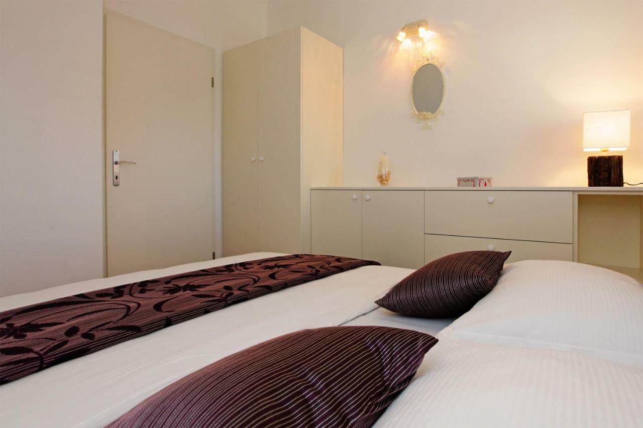Superb penthouse Luna Apartment Bol Luaran gambar