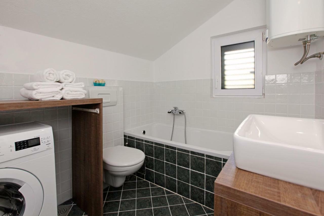 Superb penthouse Luna Apartment Bol Luaran gambar